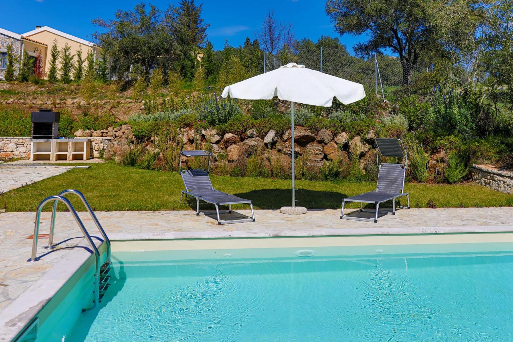 Aphrodite Villa Pouládes